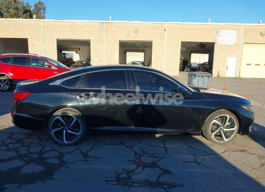 Photo 13 of 2019 Honda Accord SPORT 2.0T (VIN 1HGCV2F30KA011039)