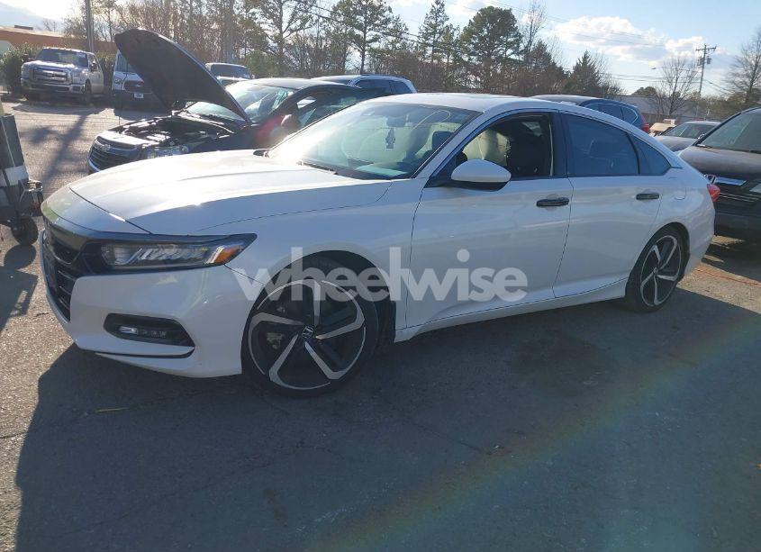 Photo 2 of 2019 Honda Accord SPORT 2.0T (VIN 1HGCV2F30KA030111)