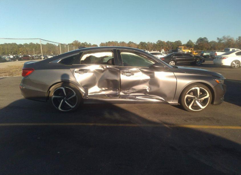 Photo 13 of 2019 Honda Accord SPORT 2.0T (VIN 1HGCV2F30KA033672)