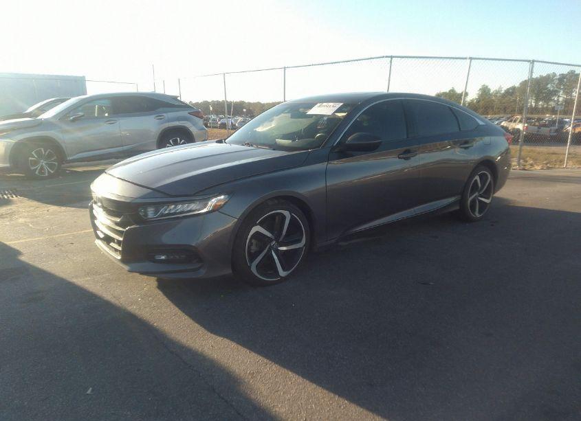Photo 2 of 2019 Honda Accord SPORT 2.0T (VIN 1HGCV2F30KA033672)