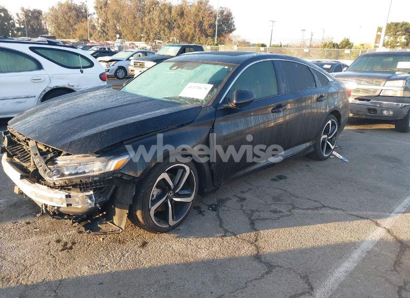 Photo 2 of 2020 Honda Accord SPORT 2.0T (VIN 1HGCV2F30LA031454)