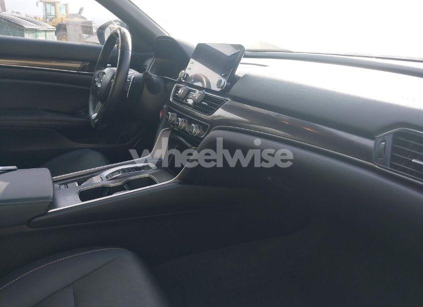 Photo 5 of 2021 Honda Accord SPORT 2.0T (VIN 1HGCV2F30MA007916)