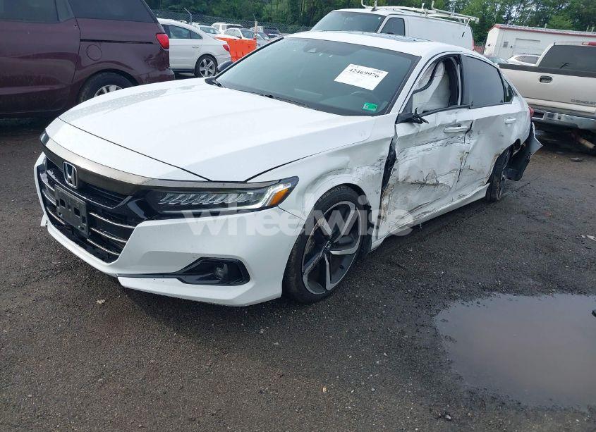Photo 2 of 2021 Honda Accord SPORT 2.0T (VIN 1HGCV2F30MA024490)