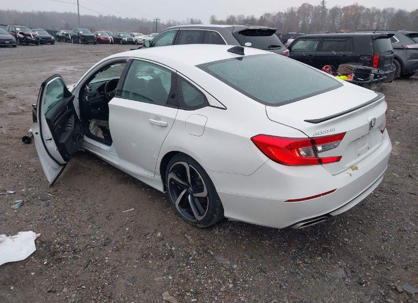 Photo 3 of 2022 Honda Accord SPORT 2.0T (VIN 1HGCV2F30NA001096)