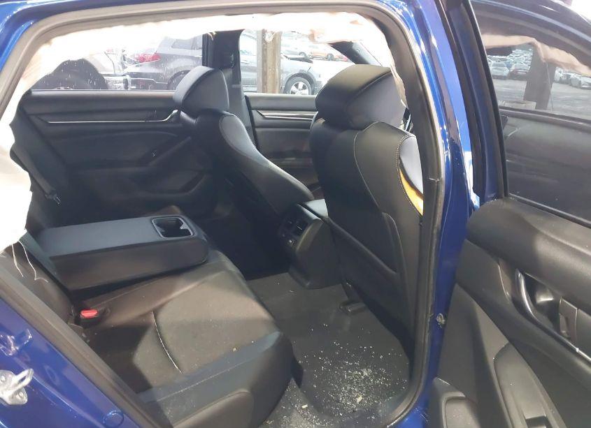 Photo 8 of 2022 Honda Accord SPORT 2.0T (VIN 1HGCV2F30NA005438)