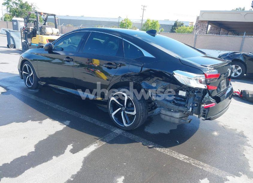 Photo 3 of 2018 Honda Accord SPORT 2.0T (VIN 1HGCV2F31JA004700)