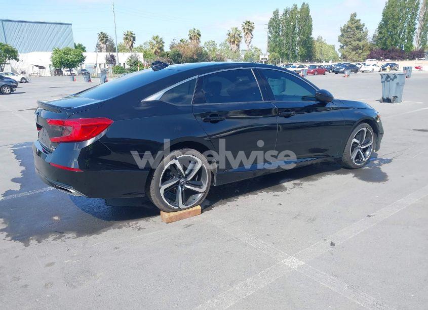 Photo 4 of 2018 Honda Accord SPORT 2.0T (VIN 1HGCV2F31JA004700)