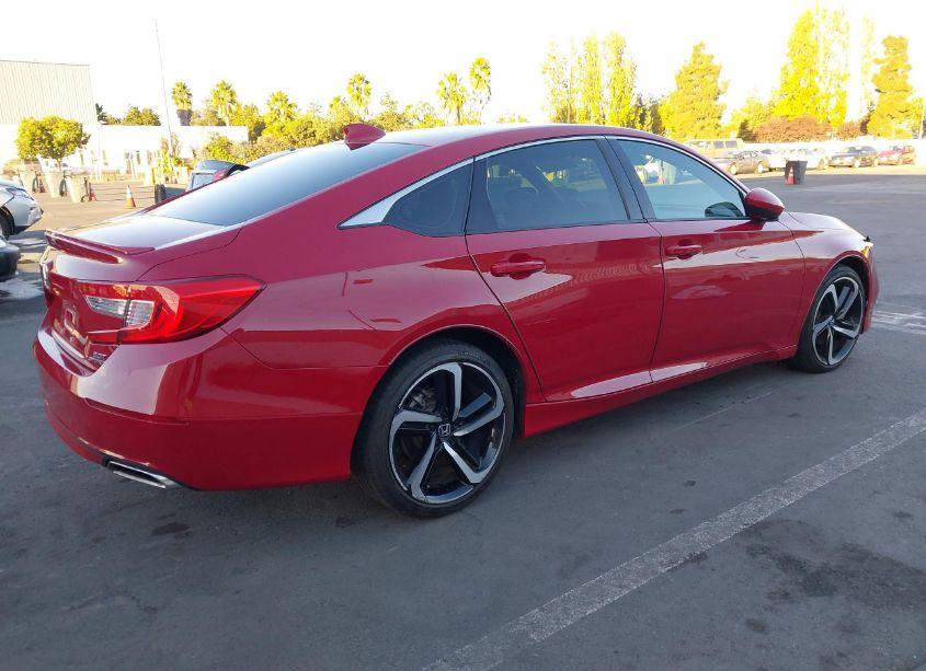 Photo 4 of 2018 Honda Accord SPORT 2.0T (VIN 1HGCV2F31JA004891)
