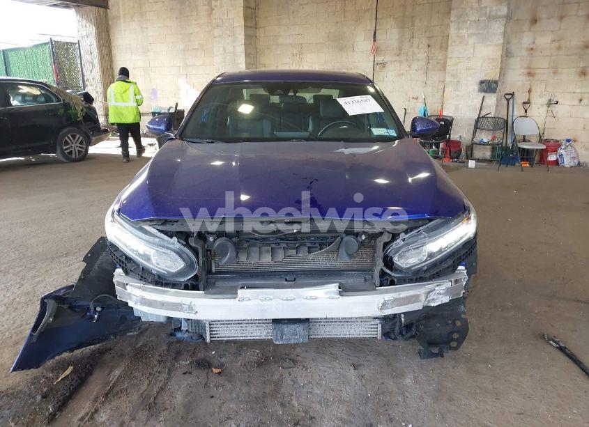 Photo 13 of 2018 Honda Accord SPORT 2.0T (VIN 1HGCV2F31JA018886)