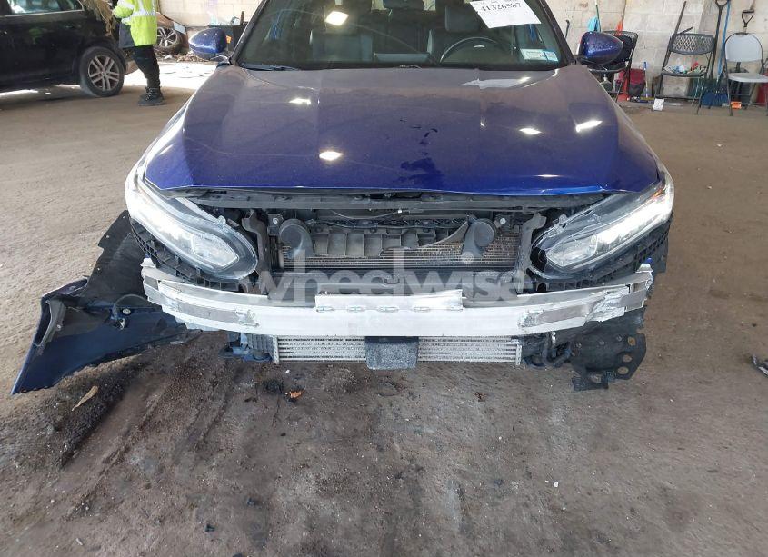 Photo 6 of 2018 Honda Accord SPORT 2.0T (VIN 1HGCV2F31JA018886)