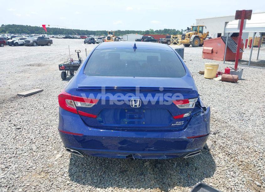 Photo 17 of 2018 Honda Accord SPORT 2.0T (VIN 1HGCV2F31JA047448)