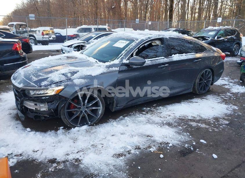 Photo 2 of 2019 Honda Accord SPORT 2.0T (VIN 1HGCV2F31KA009185)