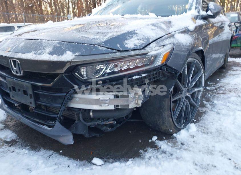 Photo 6 of 2019 Honda Accord SPORT 2.0T (VIN 1HGCV2F31KA009185)