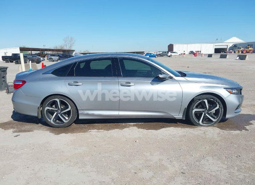 Photo 13 of 2019 Honda Accord SPORT 2.0T (VIN 1HGCV2F31KA009462)