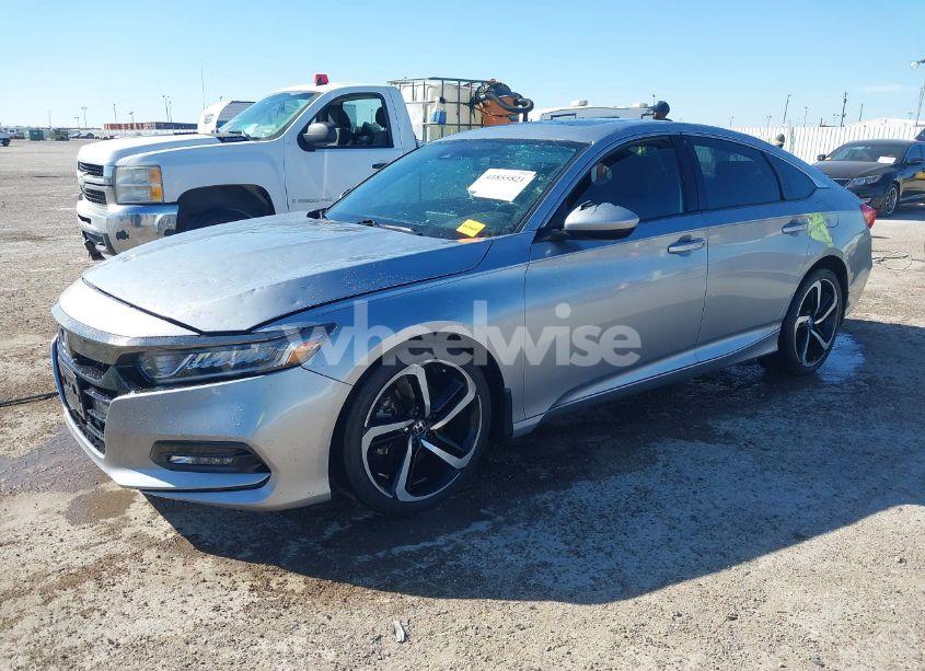 Photo 2 of 2019 Honda Accord SPORT 2.0T (VIN 1HGCV2F31KA009462)