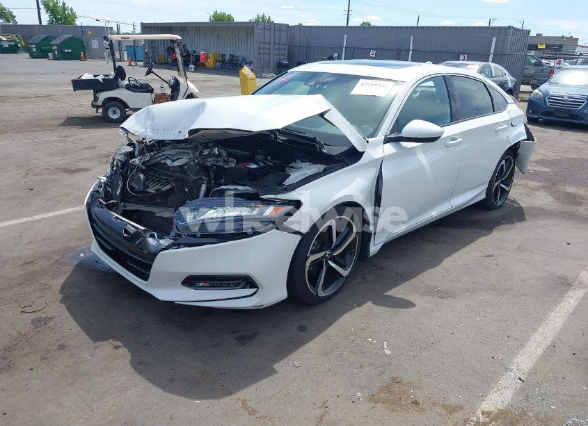Photo 2 of 2019 Honda Accord SPORT 2.0T (VIN 1HGCV2F31KA032692)