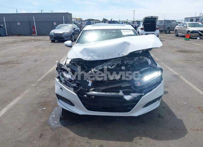 Photo 6 of 2019 Honda Accord SPORT 2.0T (VIN 1HGCV2F31KA032692)