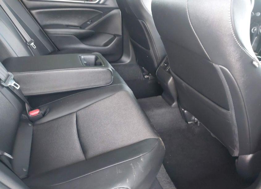 Photo 8 of 2020 Honda Accord SPORT 2.0T (VIN 1HGCV2F31LA015540)