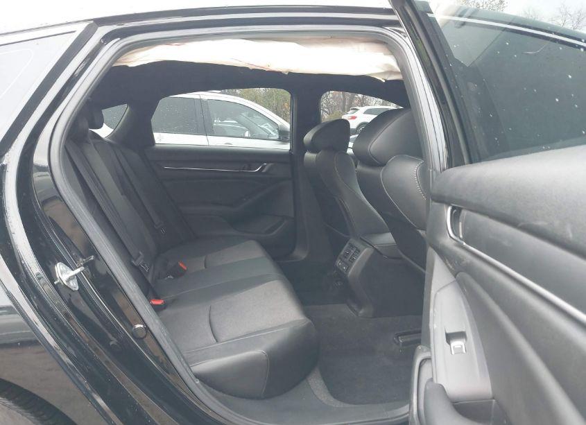 Photo 8 of 2021 Honda Accord SPORT 2.0T (VIN 1HGCV2F31MA001154)
