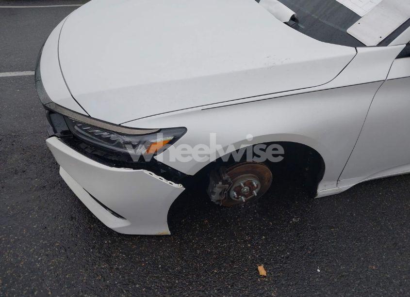 Photo 6 of 2022 Honda Accord SPORT 2.0T (VIN 1HGCV2F31NA009983)