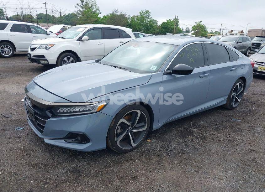 Photo 2 of 2022 Honda Accord SPORT 2.0T (VIN 1HGCV2F31NA024743)