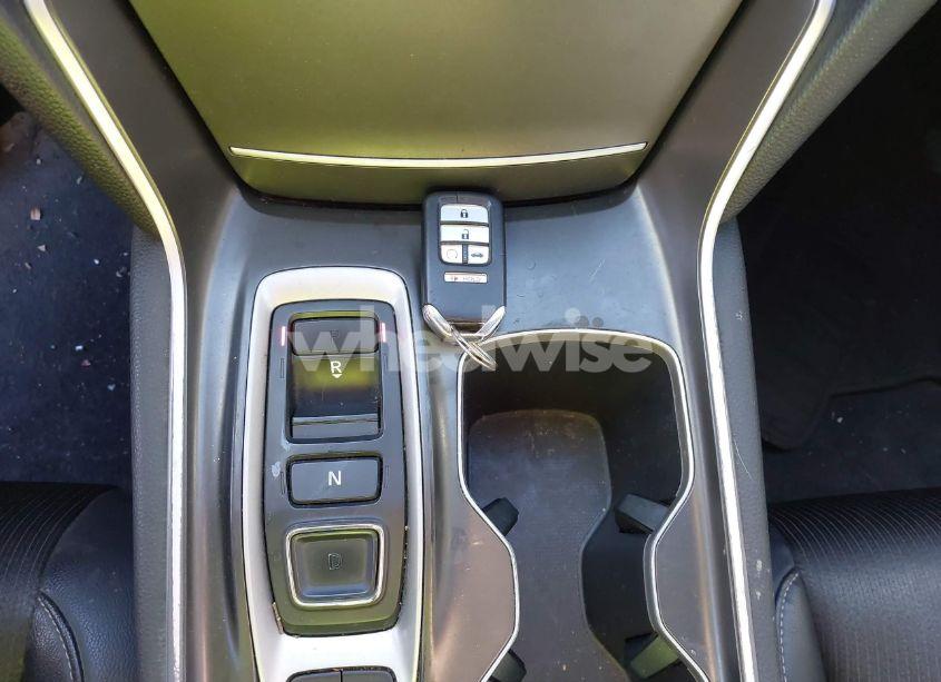 Photo 11 of 2018 Honda Accord SPORT 2.0T (VIN 1HGCV2F32JA037446)