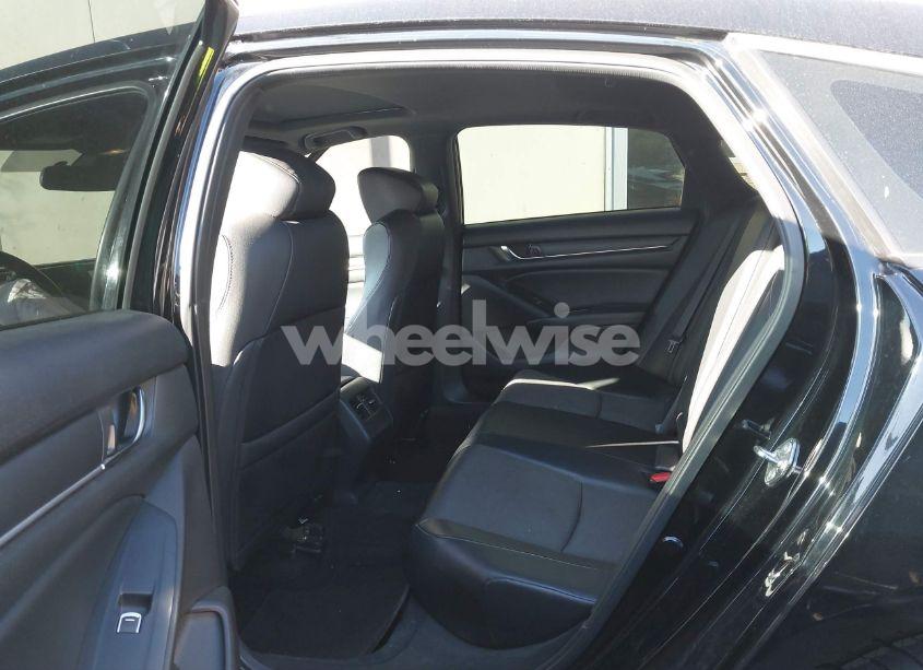 Photo 8 of 2018 Honda Accord SPORT 2.0T (VIN 1HGCV2F32JA037446)