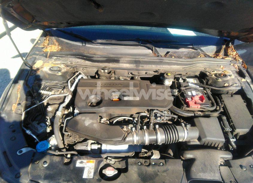 Photo 10 of 2018 Honda Accord SPORT 2.0T (VIN 1HGCV2F32JA037463)