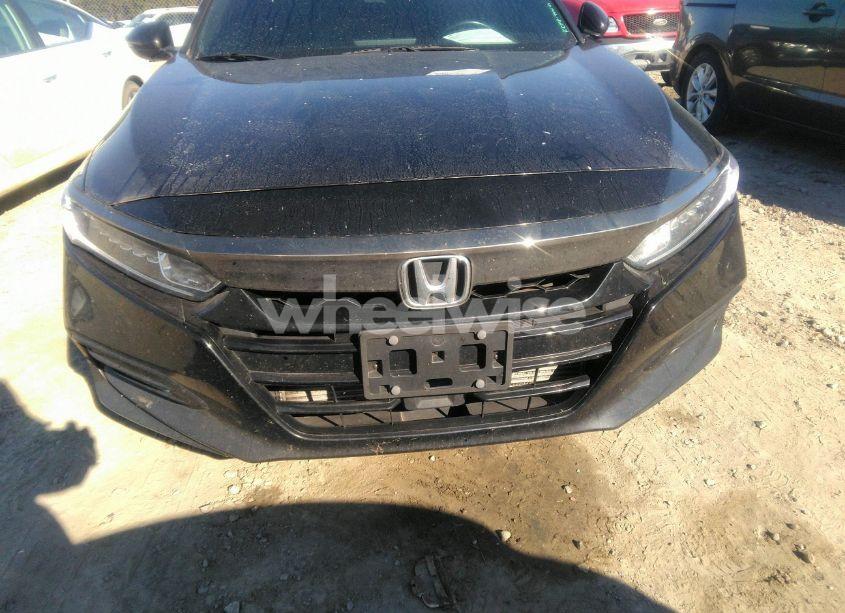 Photo 12 of 2018 Honda Accord SPORT 2.0T (VIN 1HGCV2F32JA037463)