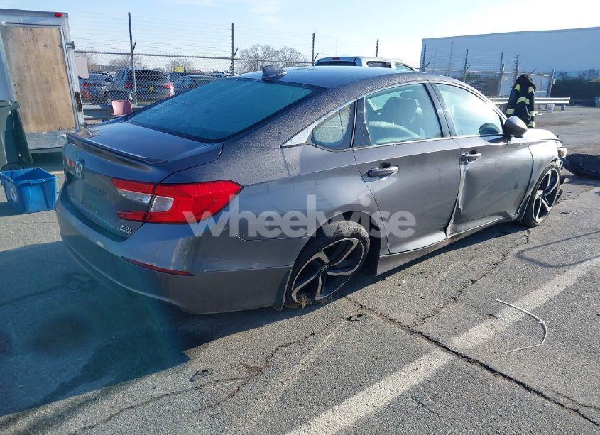 Photo 4 of 2018 Honda Accord SPORT 2.0T (VIN 1HGCV2F32JA041352)