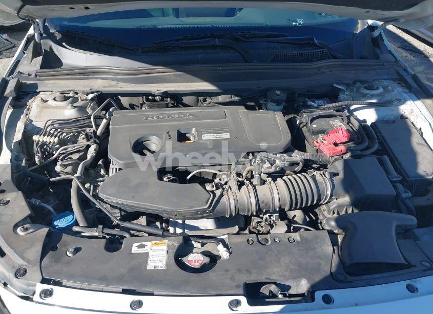 Photo 10 of 2018 Honda Accord SPORT 2.0T (VIN 1HGCV2F32JA048706)