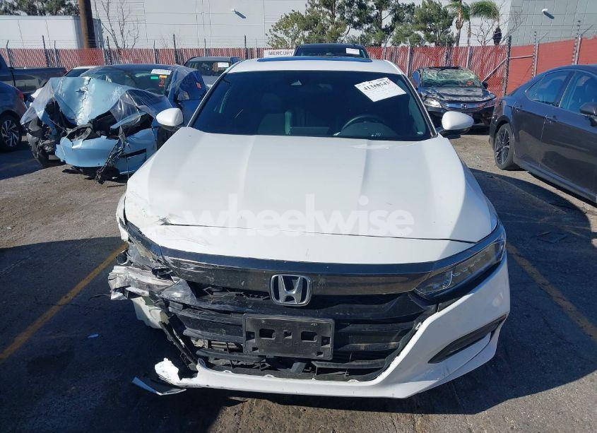 Photo 12 of 2018 Honda Accord SPORT 2.0T (VIN 1HGCV2F32JA048706)