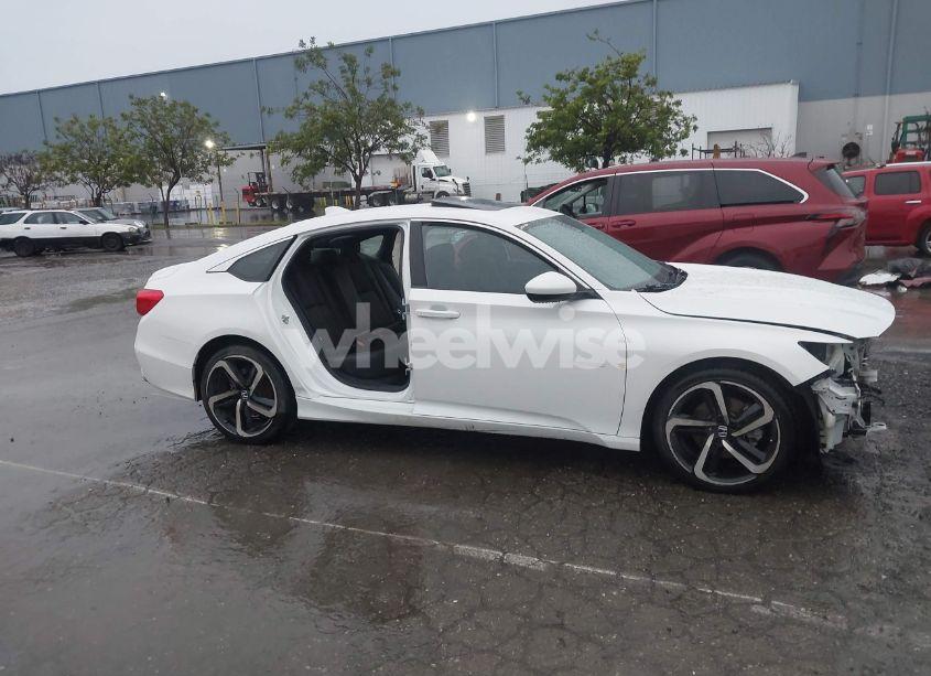 Photo 13 of 2019 Honda Accord SPORT 2.0T (VIN 1HGCV2F32KA016615)