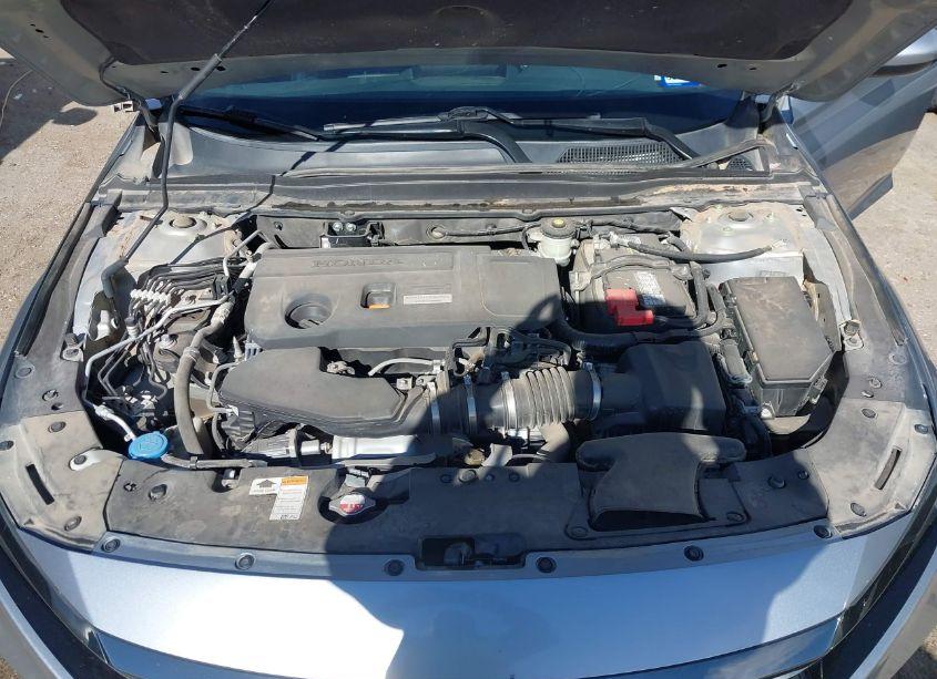 Photo 10 of 2019 Honda Accord SPORT 2.0T (VIN 1HGCV2F32KA030661)
