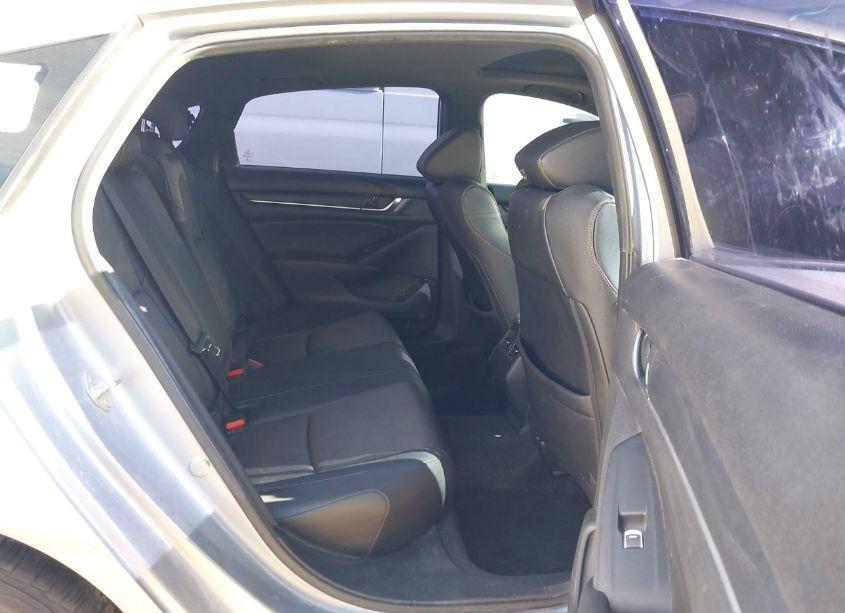 Photo 8 of 2019 Honda Accord SPORT 2.0T (VIN 1HGCV2F32KA030661)