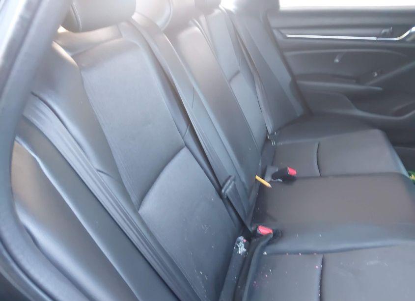 Photo 8 of 2022 Honda Accord SPORT 2.0T (VIN 1HGCV2F32NA014156)