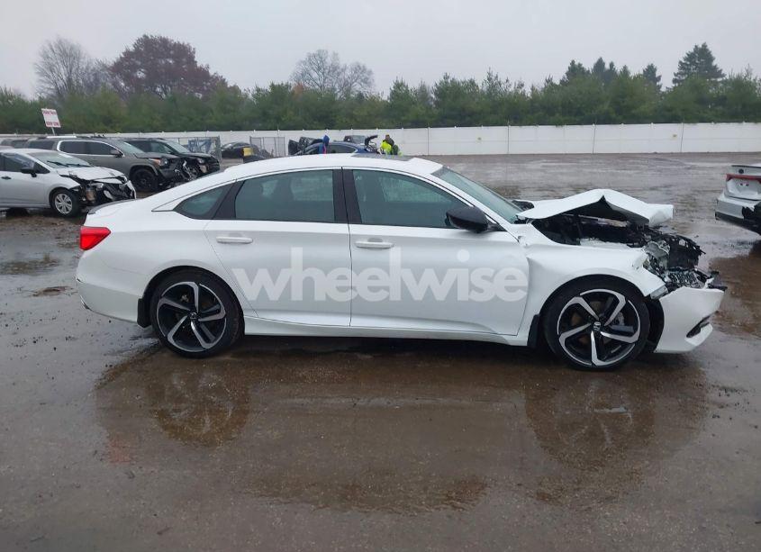 Photo 13 of 2022 Honda Accord SPORT 2.0T (VIN 1HGCV2F32NA017932)