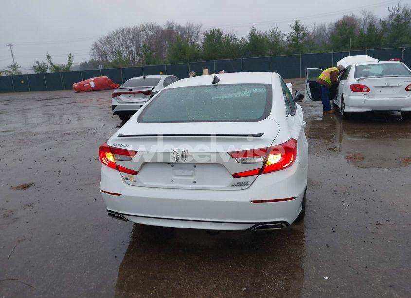 Photo 16 of 2022 Honda Accord SPORT 2.0T (VIN 1HGCV2F32NA017932)