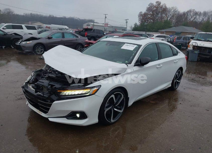 Photo 2 of 2022 Honda Accord SPORT 2.0T (VIN 1HGCV2F32NA017932)