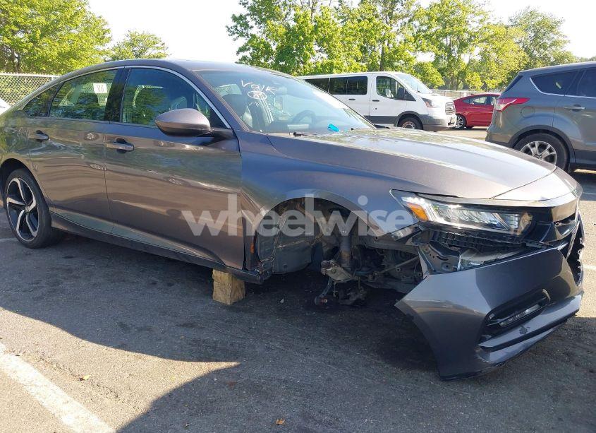 Photo 6 of 2018 Honda Accord SPORT 2.0T (VIN 1HGCV2F33JA027931)