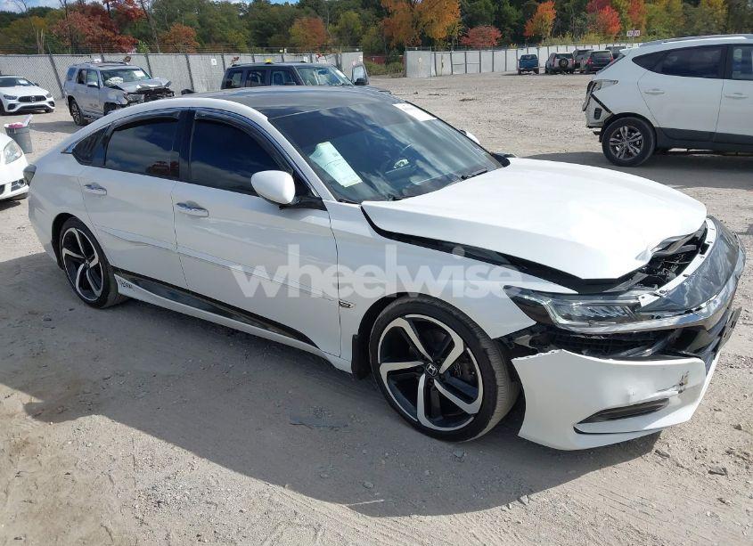 2019 Honda Accord SPORT 2.0T (VIN 1HGCV2F33KA014582) main photo