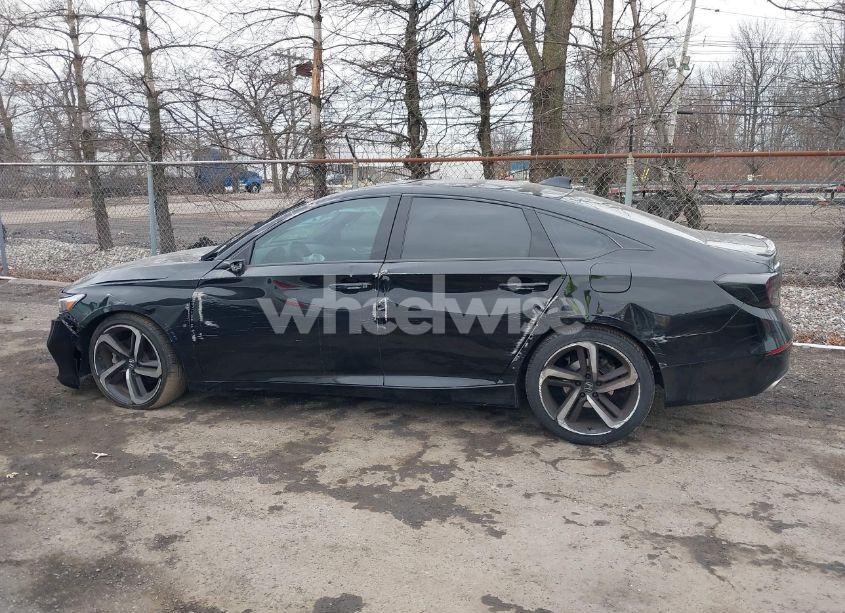 Photo 13 of 2019 Honda Accord SEDAN (VIN 1HGCV2F33KA030555)