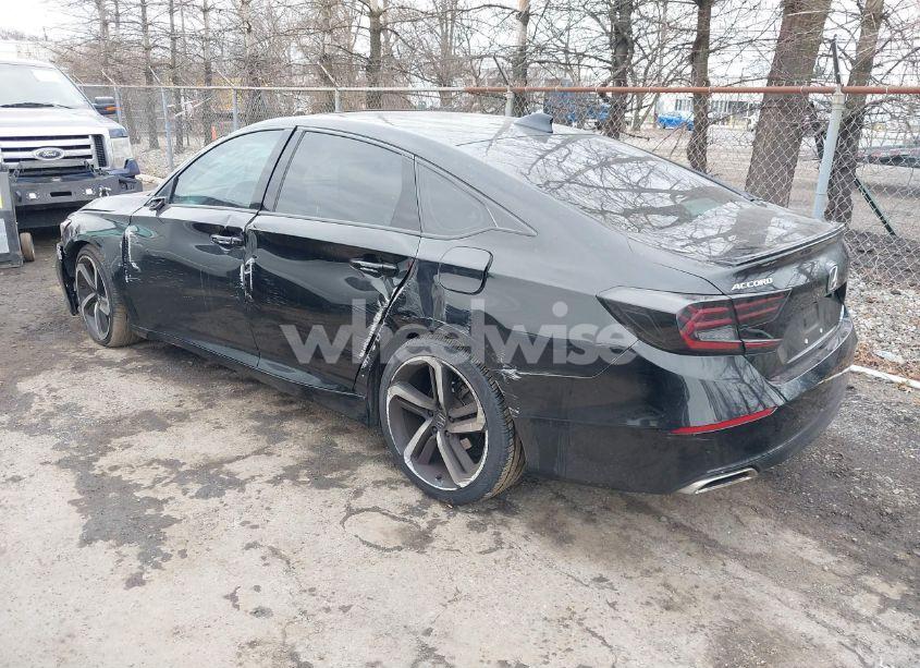 Photo 3 of 2019 Honda Accord SEDAN (VIN 1HGCV2F33KA030555)