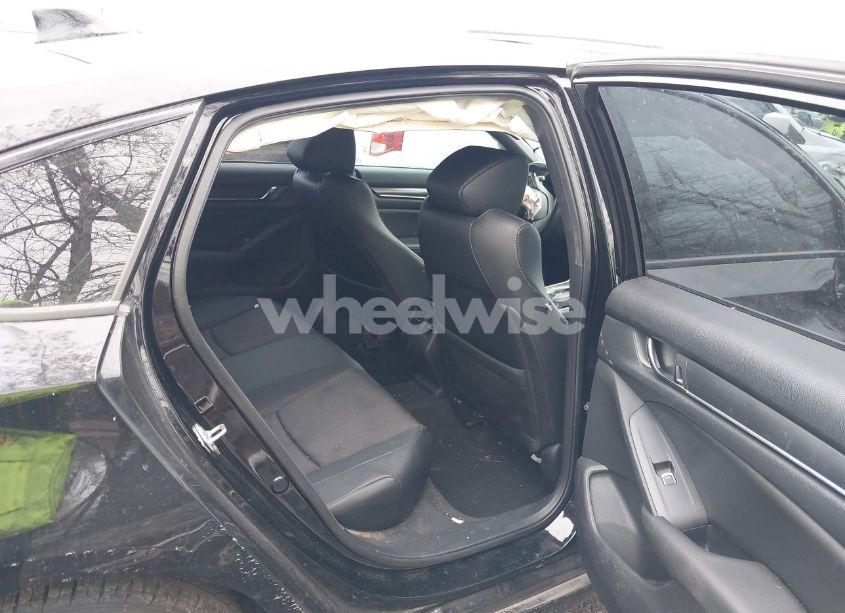 Photo 8 of 2019 Honda Accord SEDAN (VIN 1HGCV2F33KA030555)