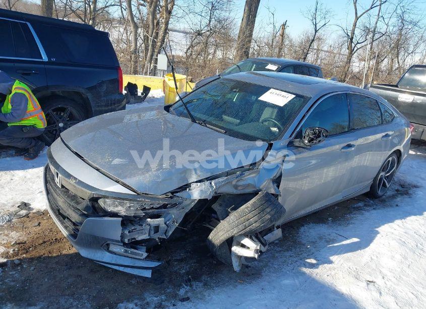 Photo 2 of 2019 Honda Accord SPORT 2.0T (VIN 1HGCV2F33KA034265)