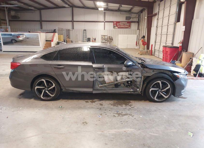 Photo 14 of 2020 Honda Accord SPORT 2.0T (VIN 1HGCV2F33LA012090)