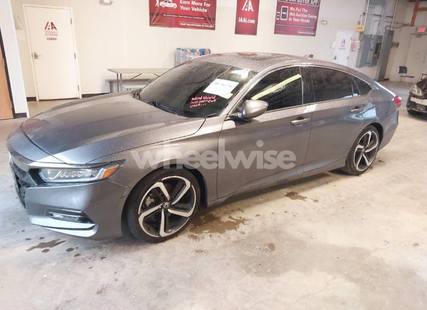 Photo 2 of 2020 Honda Accord SPORT 2.0T (VIN 1HGCV2F33LA012090)