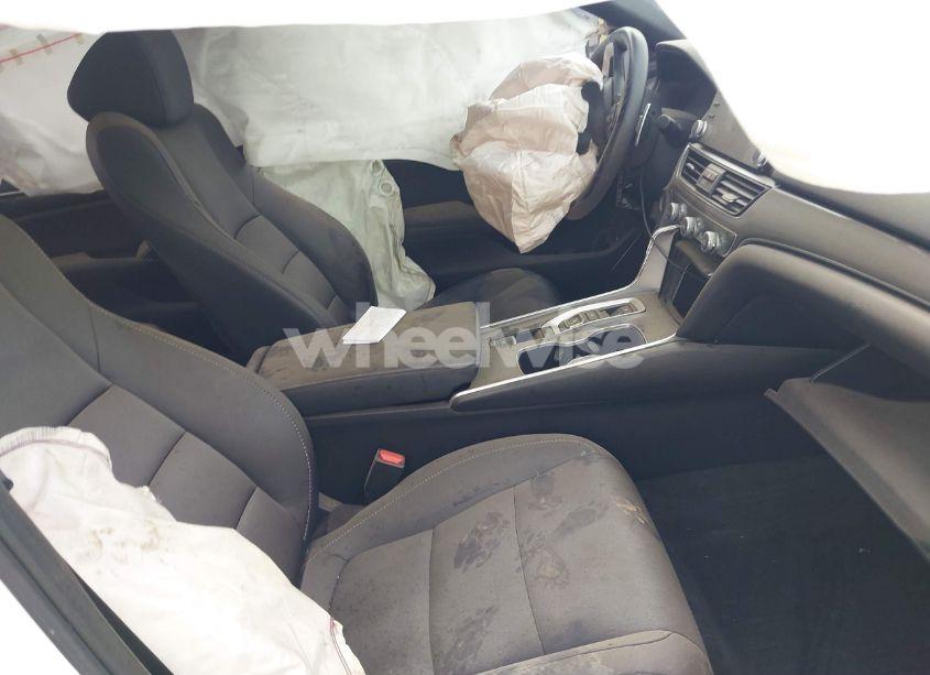 Photo 5 of 2020 Honda Accord SPORT 2.0T (VIN 1HGCV2F33LA028905)