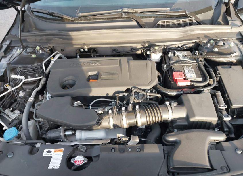 Photo 10 of 2022 Honda Accord SPORT 2.0T (VIN 1HGCV2F33NA006325)
