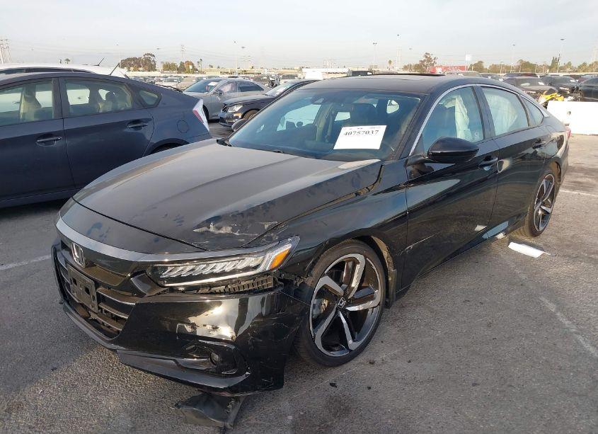 Photo 2 of 2022 Honda Accord SPORT 2.0T (VIN 1HGCV2F33NA006325)